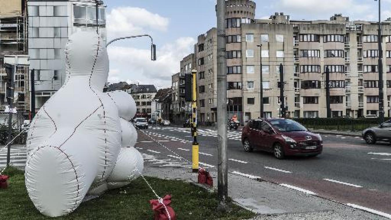 Grote duim roept op tot hoffelijkheid na Gents circulatieplan