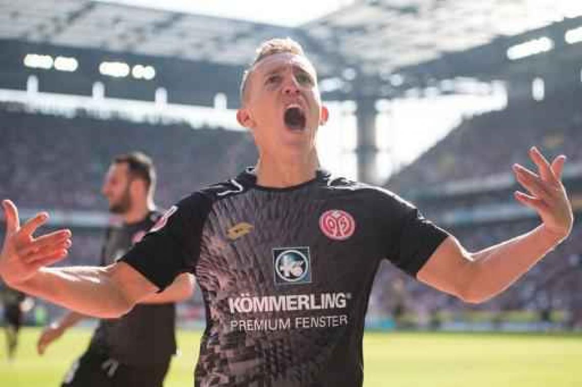 Bundesliga - Speler van Mainz scoort tijdens de rust