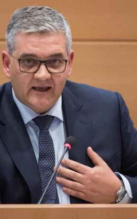 Vandeput wil "gewoon doorgaan met beslissing die genomen is"
