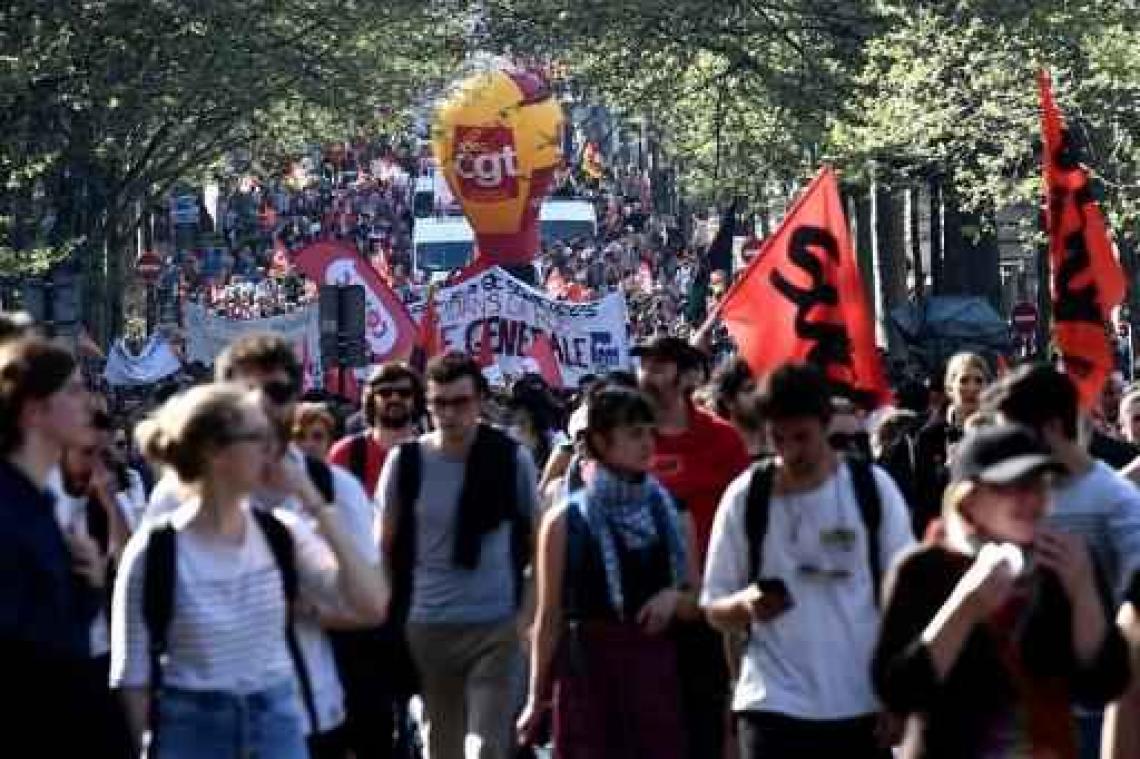 Tegenstanders van Macron komen opnieuw op straat