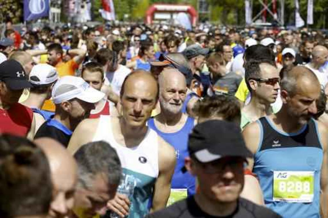Antwerp 10 Miles & Marathon - 268 verzorgingen en 40-tal lopers naar het ziekenhuis