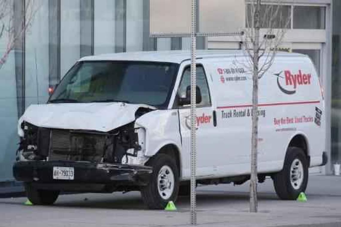 Bestuurder die voetgangers doodreed in Toronto zou hebben geroepen dat de politie hem moest doden