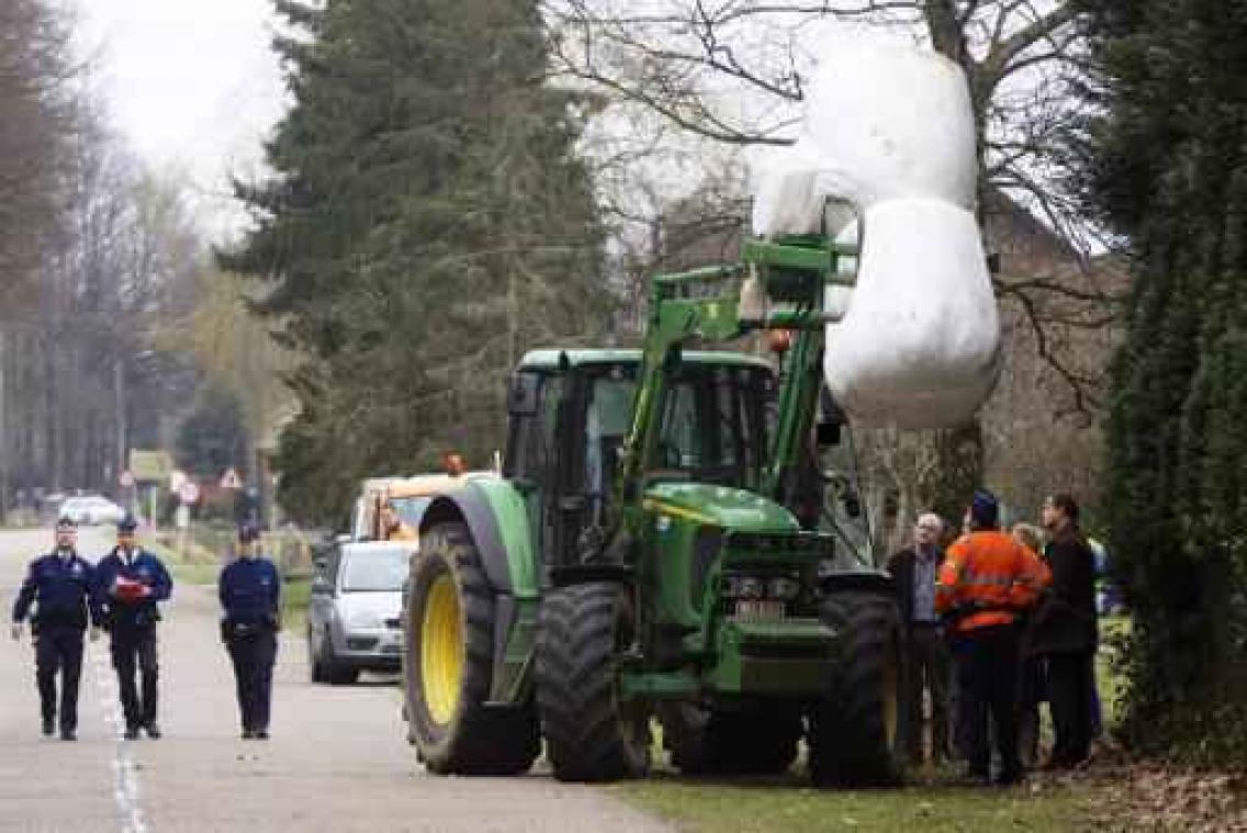 Elfjarig meisje zwaargewond bij ongeval met tractor in Asse