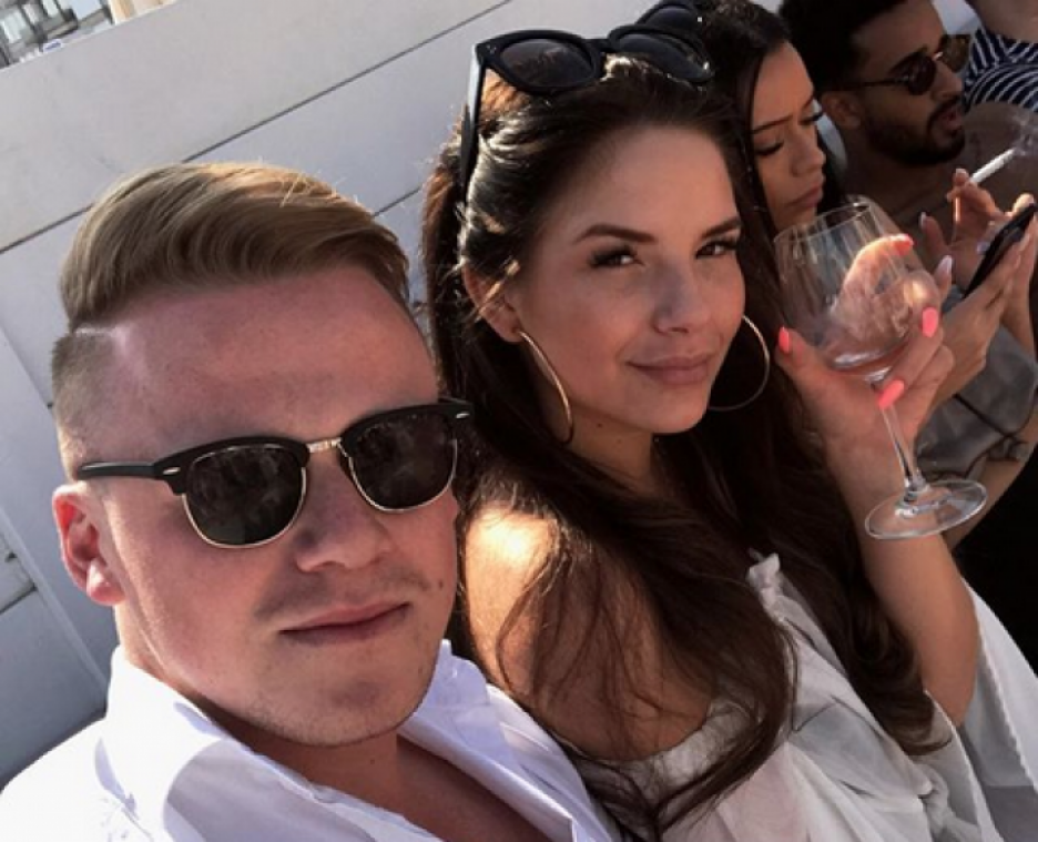 Wordt Kevin uit 'Temptation Island' papa?