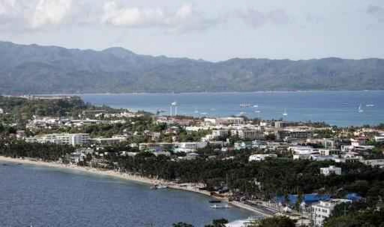 Filipijns vakantie-eiland Boracay zes maanden dicht wegens grote schoonmaak