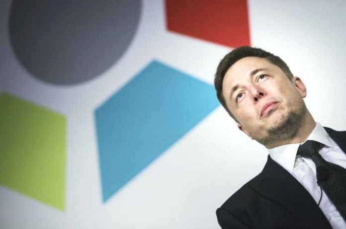 Elon Musk kondigt cyborg-draak aan, Game of Thrones reageert hilarisch