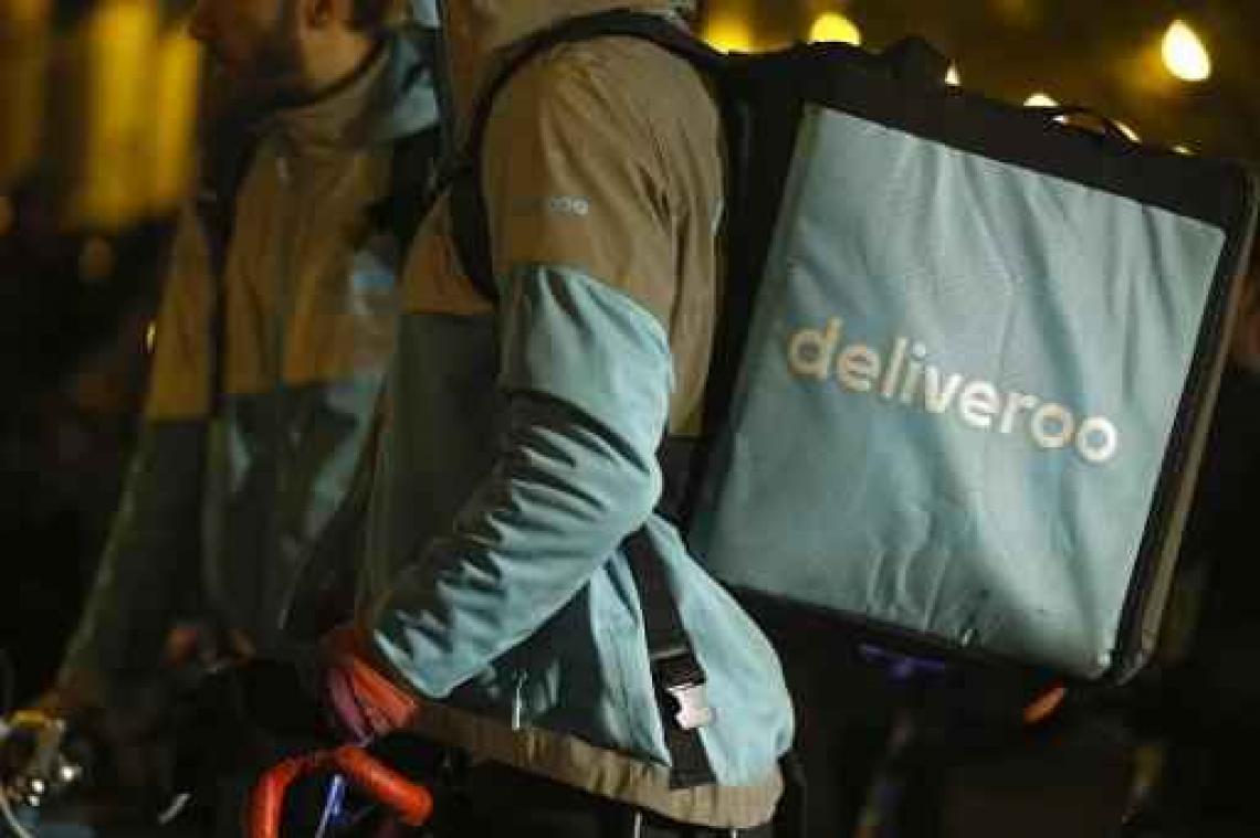Deliveroo daagt twee koeriers voor rechtbank