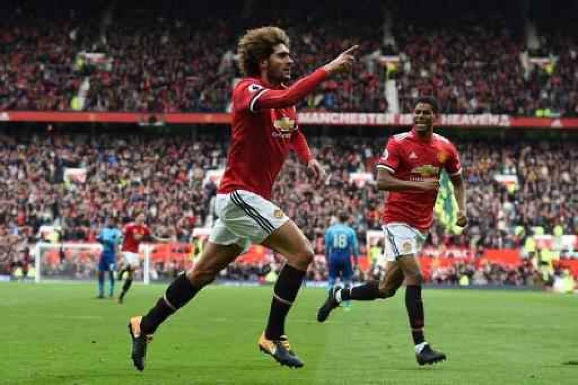 Belgen in het buitenland - Gouden wissel Fellaini matchwinnaar tegen Arsenal, Lukaku hinkend naar de kant