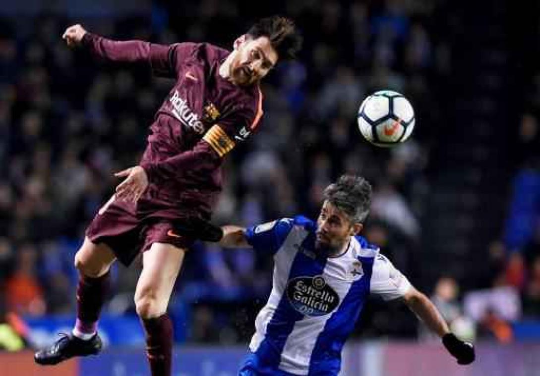 Primera Division - Vermaelen en Barcelona rijven 25e landstitel binnen tegen degradant Deportivo