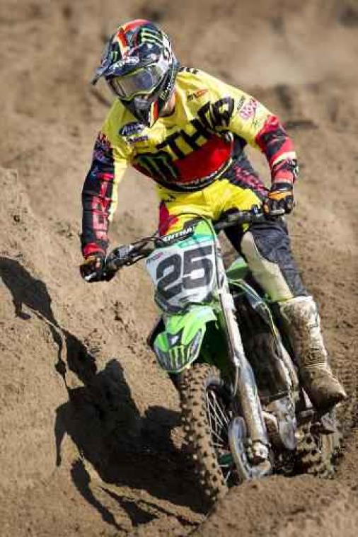 Clément Desalle wint eerste reeks in MXGP