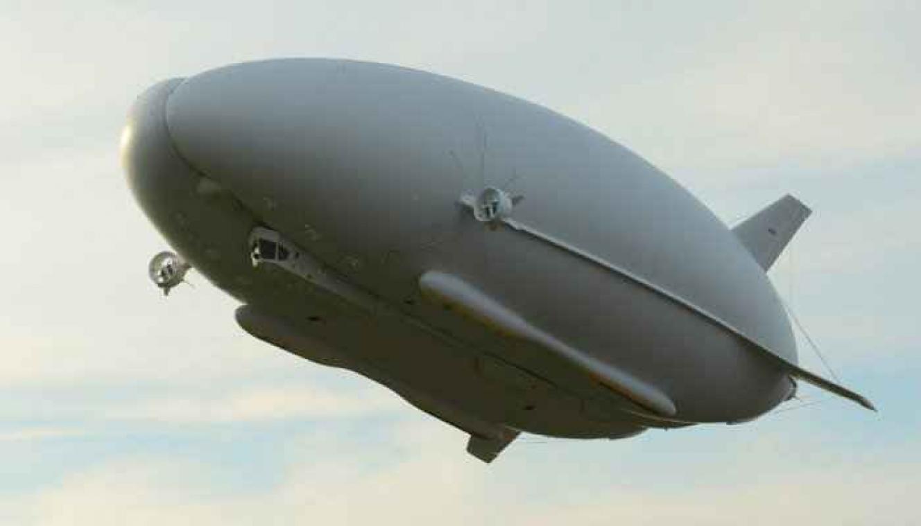 Is het een vliegtuig? Is het een helikopter? Is het een zeppelin? Het is van alles een beetje