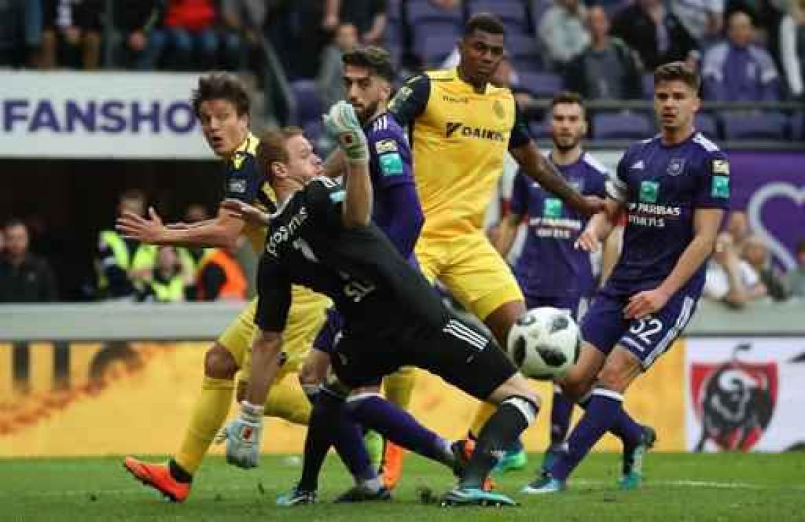 Club Brugge en Anderlecht vechten zondag cruciaal titelduel uit