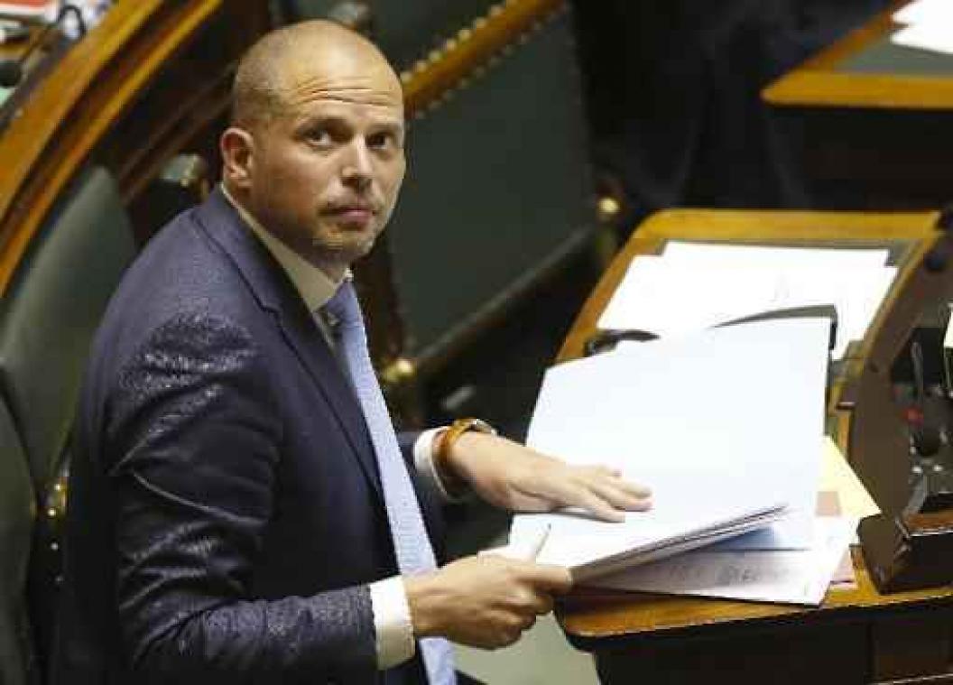 Francken niet van plan factuur voor opvang transitmigranten te betalen
