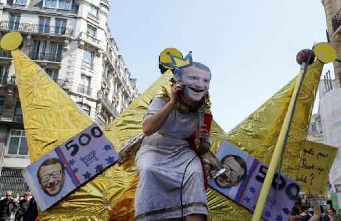 Duizenden tegenstanders van Macron demonstreren in Parijs