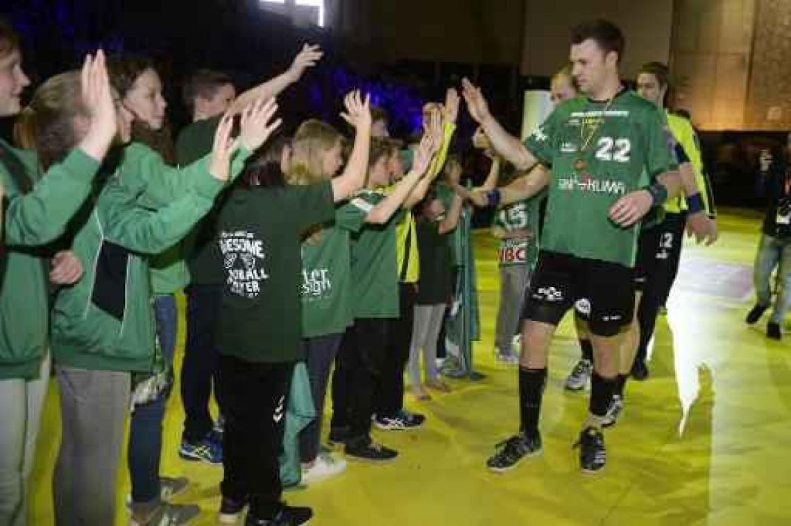Play-offs handbal (m) - Bocholt verzekert zich dankzij zege bij Wezet van eerste plaats voor finale