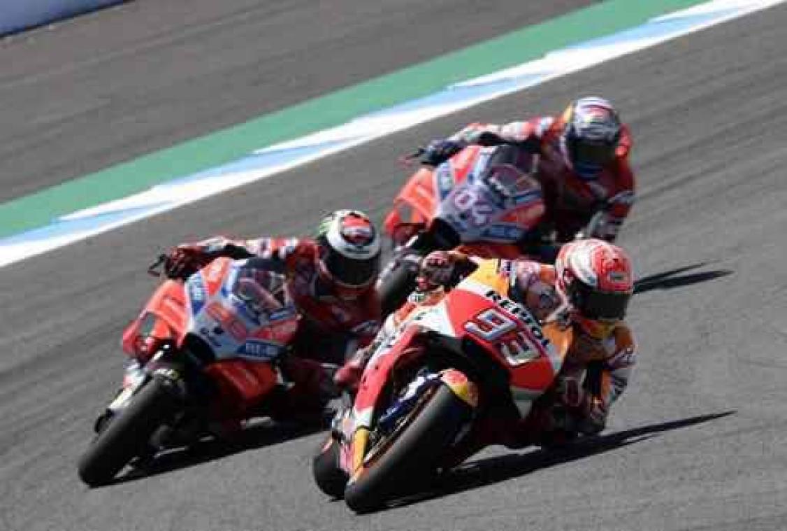 Marquez wint in eigen land en neemt leiding over in WK-tussenstand, Siméon wordt 17e