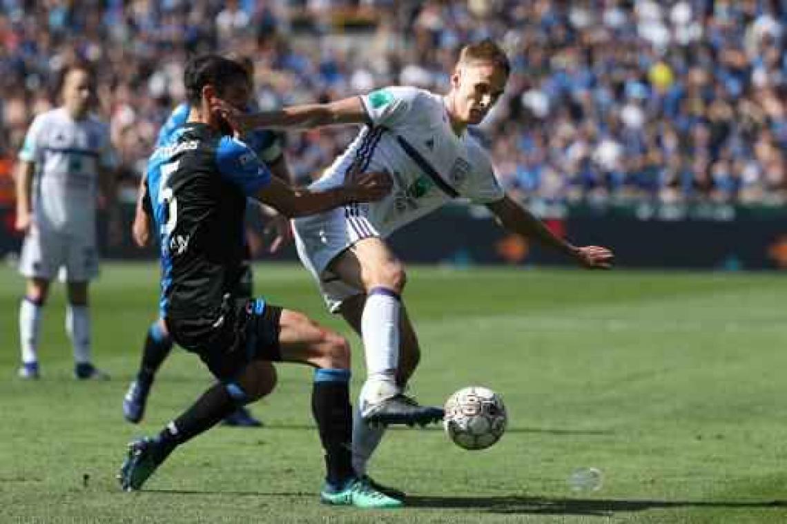 Anderlecht zit Club op de hielen na 1-2 zege in Brugge
