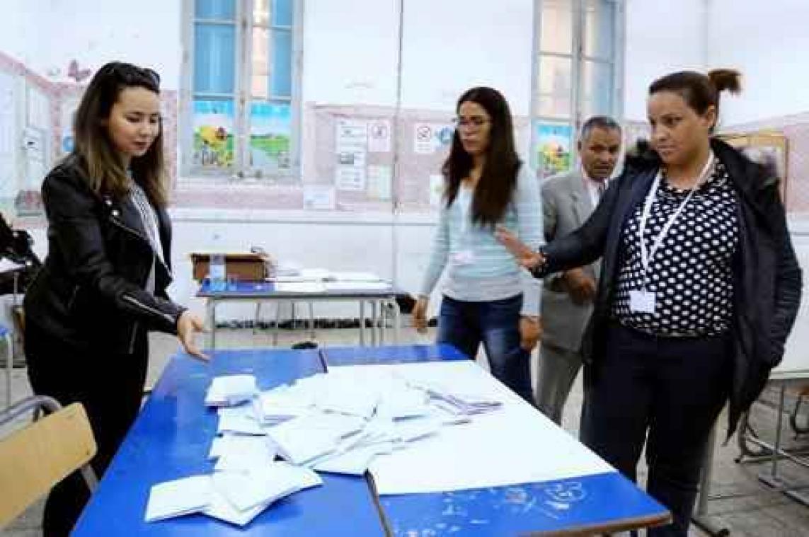 Verkiezingen Tunesië - Gelatenheid en kleine incidenten bij lokale verkiezingen in Tunesië