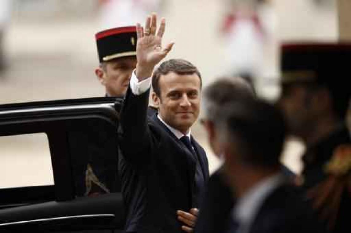 1 jaar Macron: populair in het buitenland, geen sant in eigen land