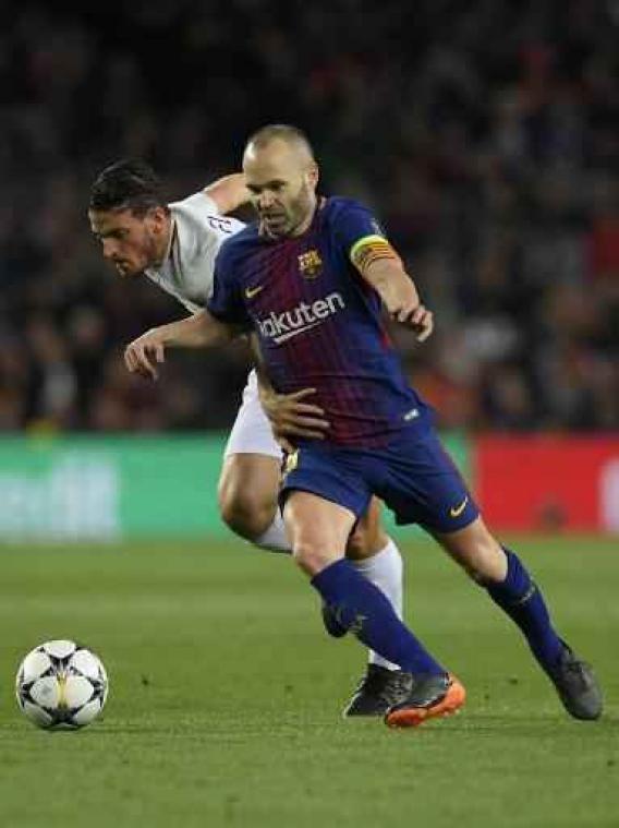 Andrés Iniesta verlaat Barcelona dan toch niet voor Chongqing Lifan