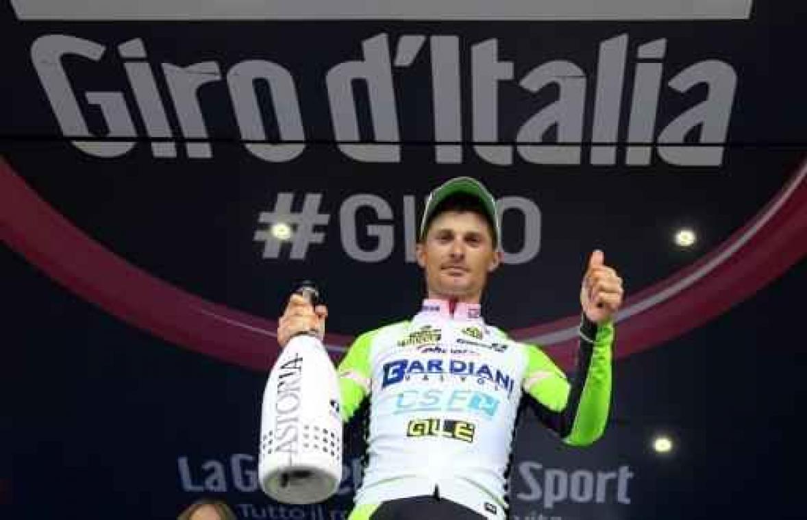 Enrico Battaglin wint vijfde etappe, Rohan Dennis blijft leider