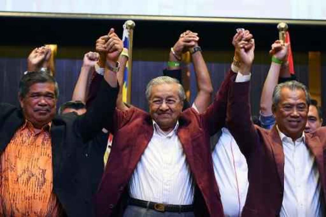 Oppositieleider Mahathir Mohamad wint Maleisische verkiezingen