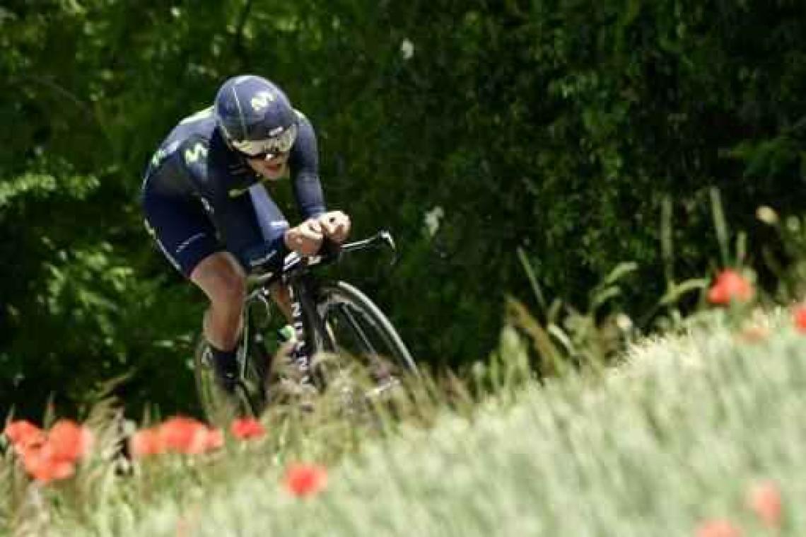 Richard Carapaz wint achtste rit in Ronde van Italië, Simon Yates blijft leider