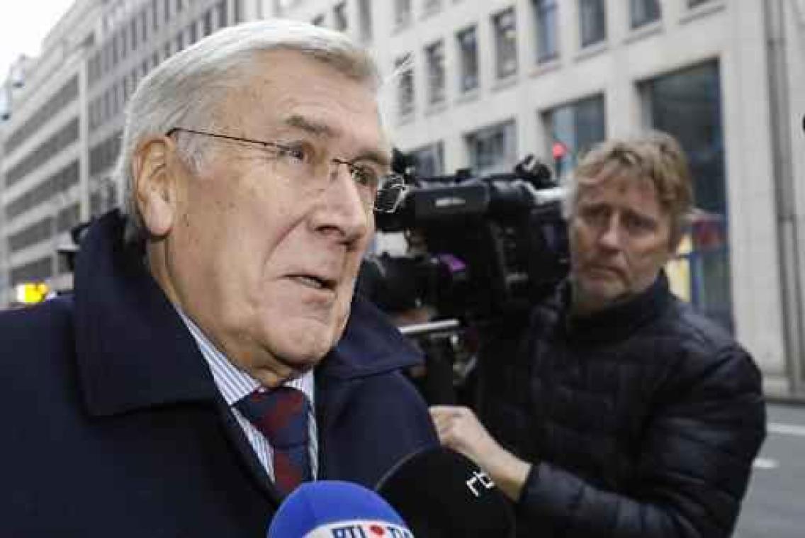 Oud-staatssecretaris Etienne Schouppe scherp voor piloten