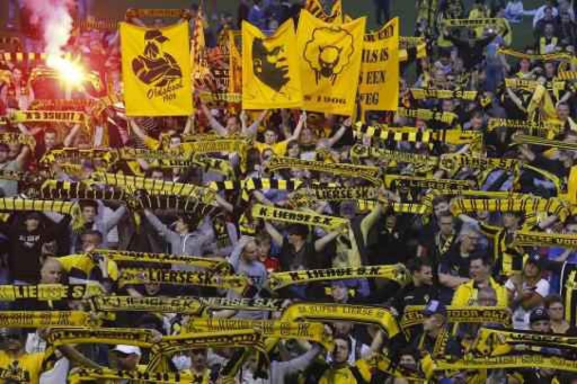 Voetbalclub Lyra en supporterscollectief Lierse Voor Altijd gaan samenwerken