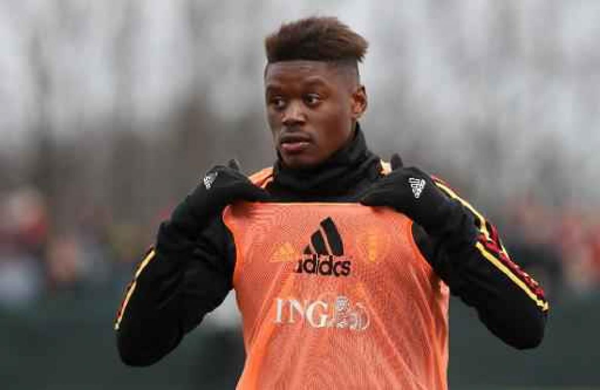 Ebbenhouten Schoen - Anthony Limbombe is eerste Club Brugge-laureaat sinds 2000