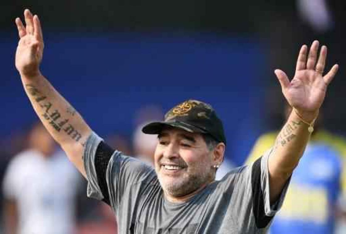 Belgen in het buitenland - Marvin Ogunjimi krijgt in Wit-Rusland Diego Maradona als trainer én voorzitter