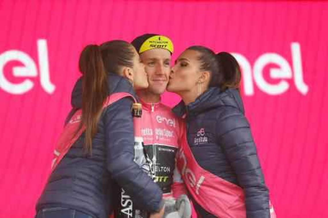 Leider Simon Yates pakt opnieuw ritzege in de Giro