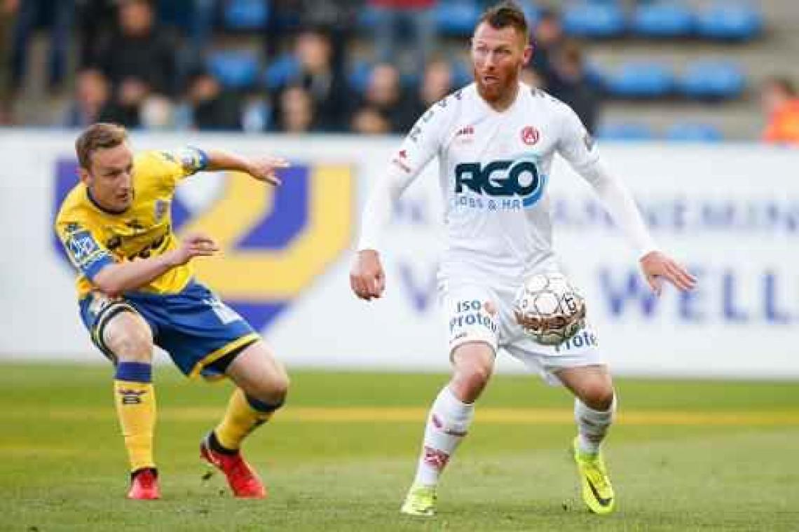 Jupiler Pro League - Moeskroen en Kortrijk winnen overbodige slotwedstrijden