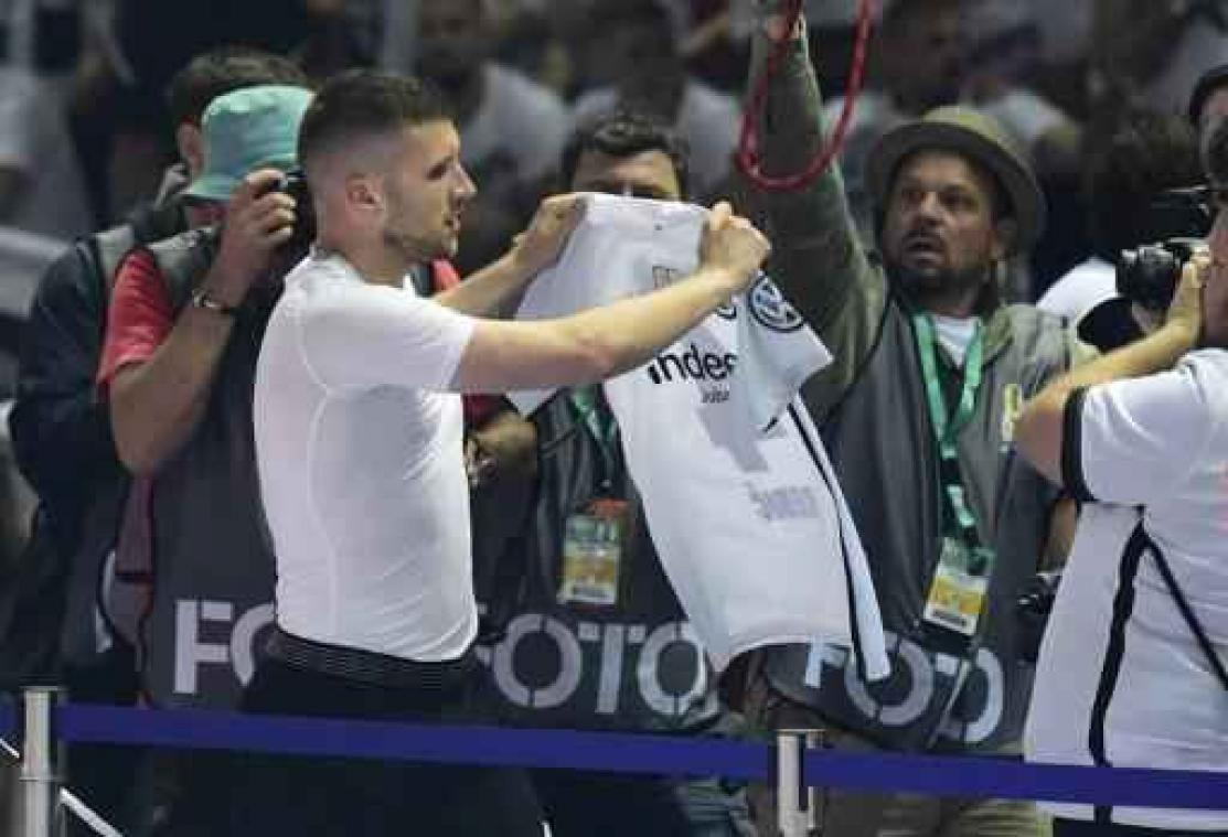 Beker van Duitsland - Frankfurt wint Duitse beker, Bayern grijpt naast de dubbel