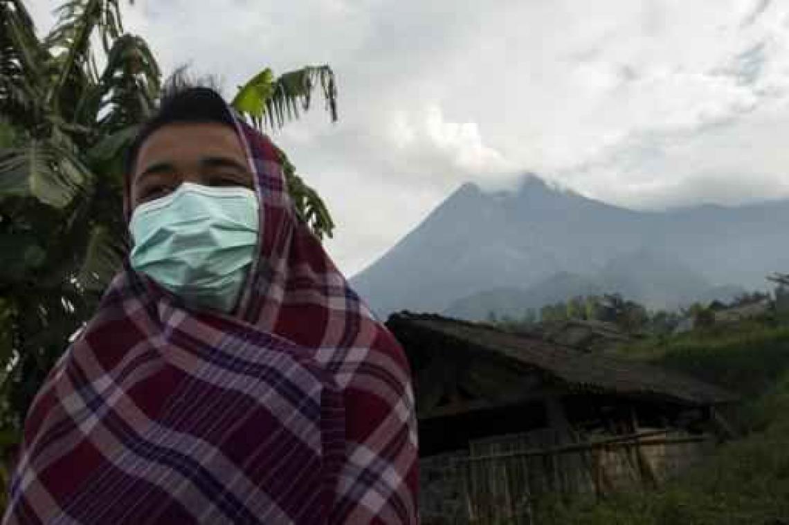 Indonesië verhoogt waarschuwingsniveau na uitbarstingen Merapi-vulkaan