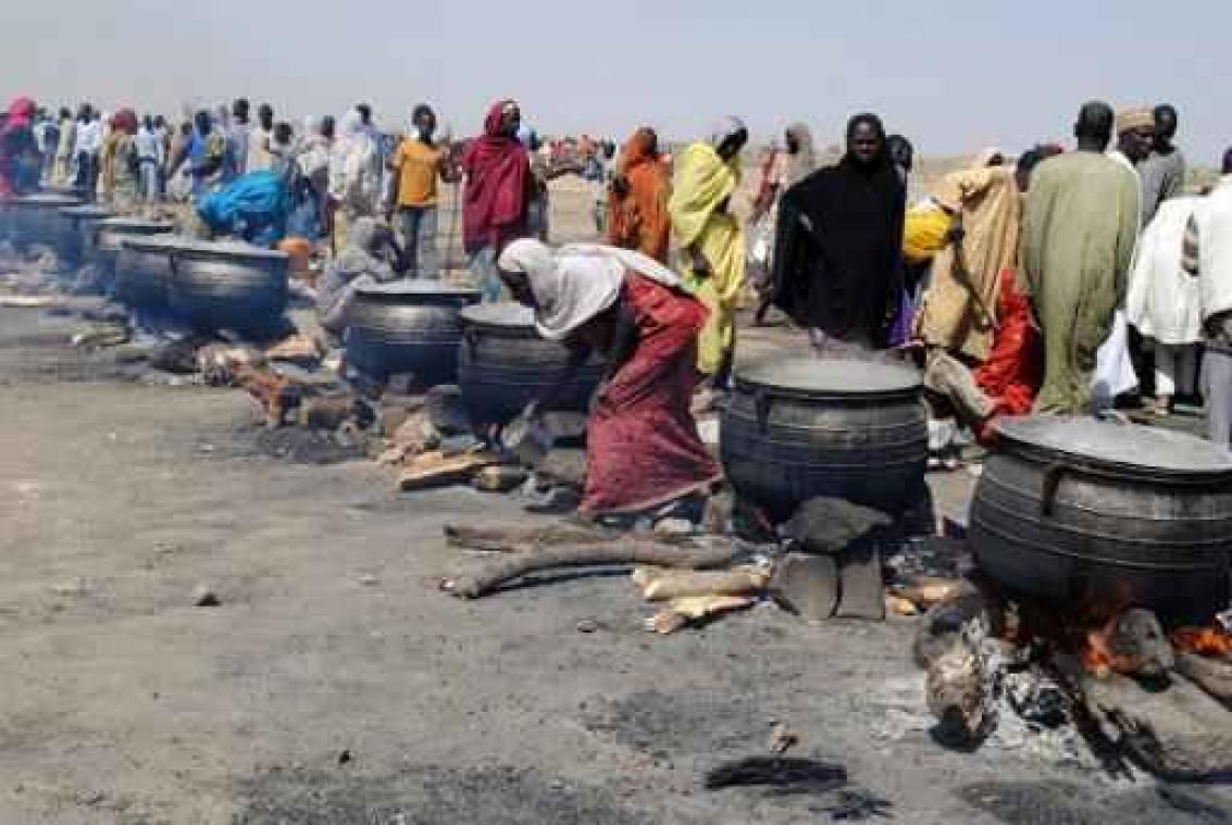 "Uitgehongerde vrouwen verkracht door soldaten en milities in Nigeria"