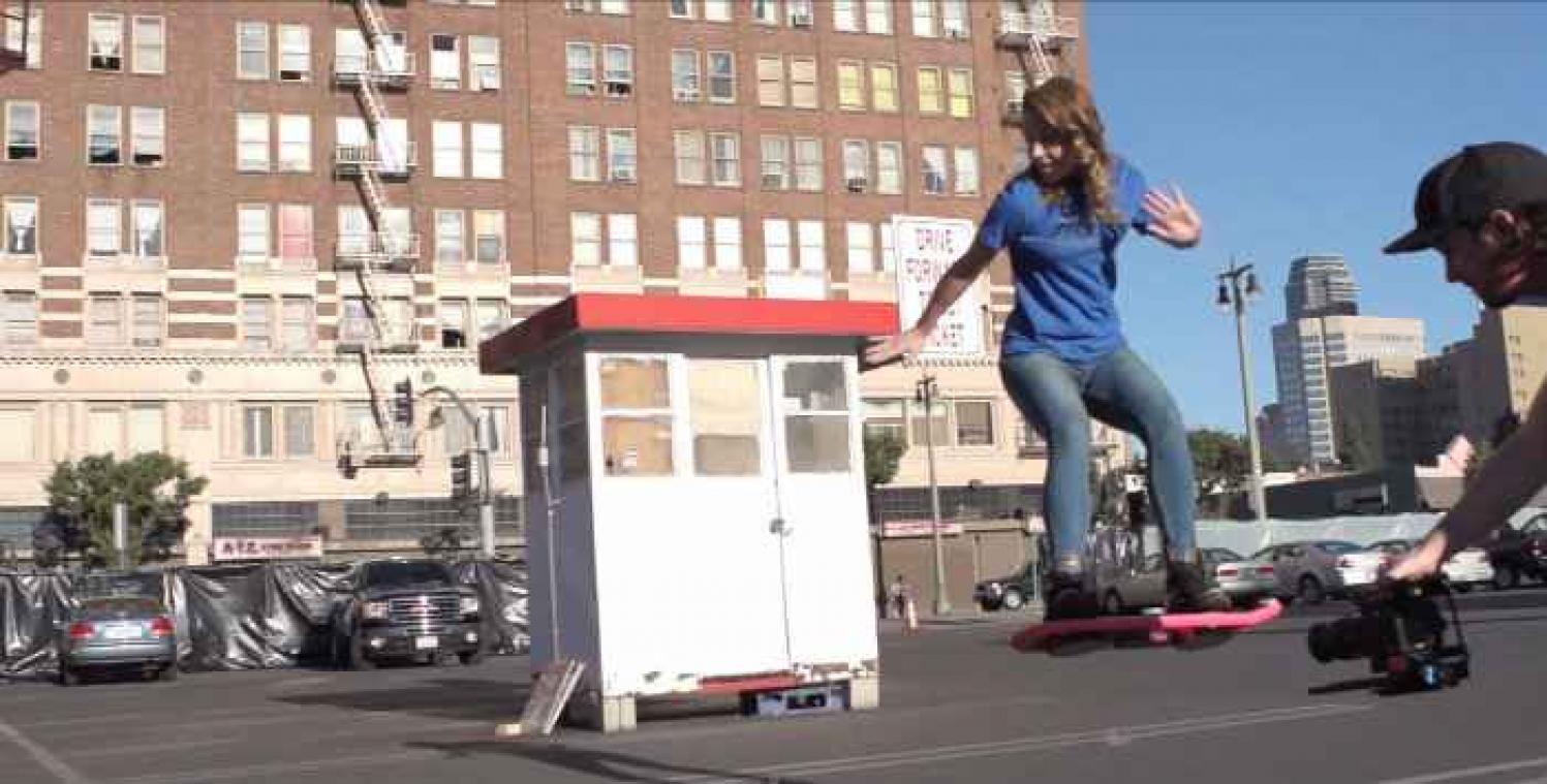 Het Back to the Future hoverboard is eindelijk hier... of toch niet?