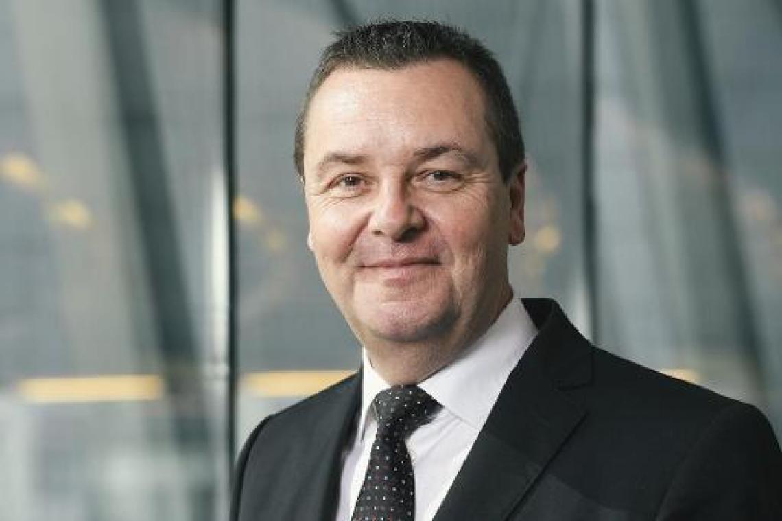 Mark Demesmaeker duwt de N-VA-lijst in Halle