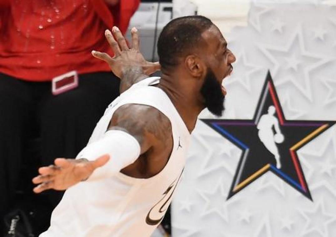 NBA - LeBron James (46 ptn) zet Boston in zijn eentje opzij en geeft Cleveland opnieuw hoop