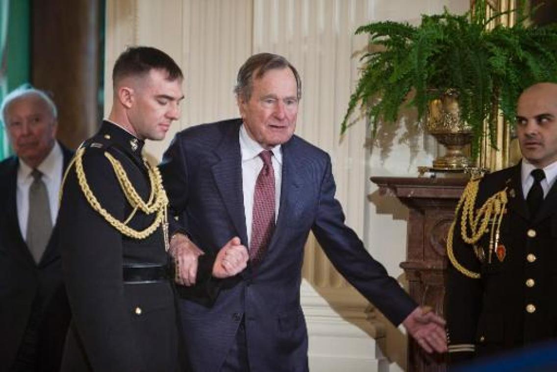 Vroegere Amerikaanse president Herbert Walker Bush in ziekenhuis opgenomen