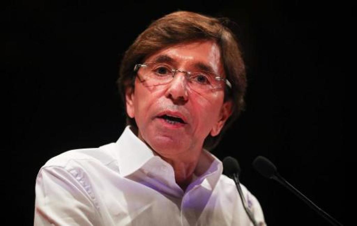 Di Rupo noemt gevangenissen 'onmenselijke parkings'