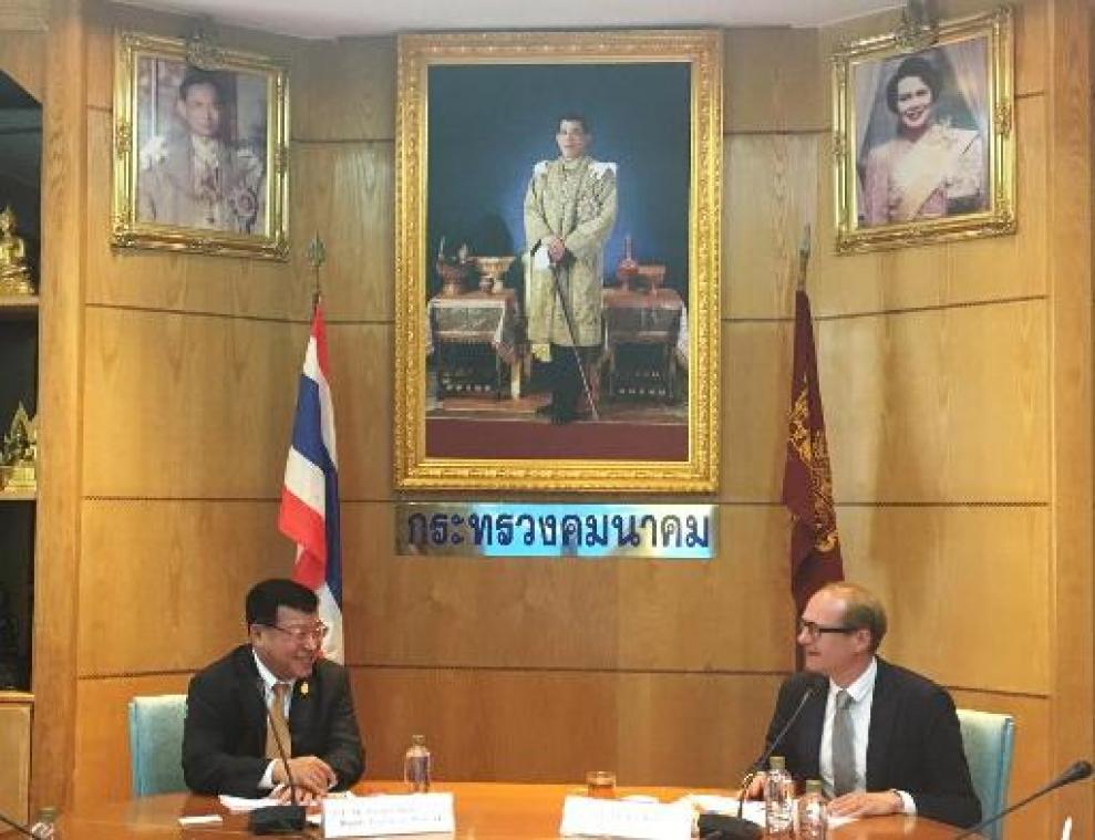 Thaise transportminister onder de indruk van 'Bob'