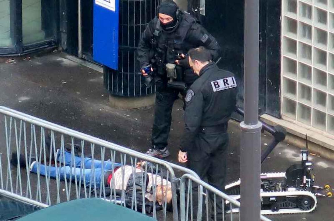 Aanslag op politie verijdeld