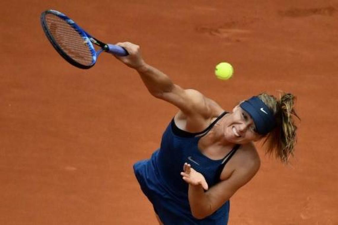 Maria Sharapova makkelijk voorbij Karolina Pliskova