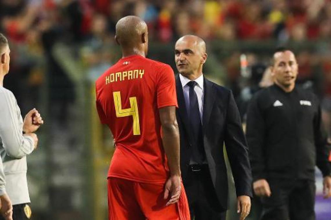 WK 2018 - Geblesseerde Kompany verlaat het veld