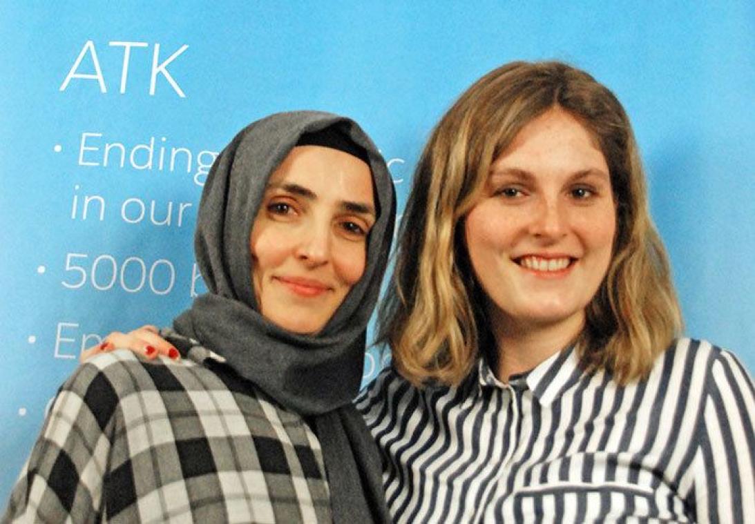 Werken voor de goede doelen : Evelien Dams & Ilter Tenzila voor ArmenTeKort vzw