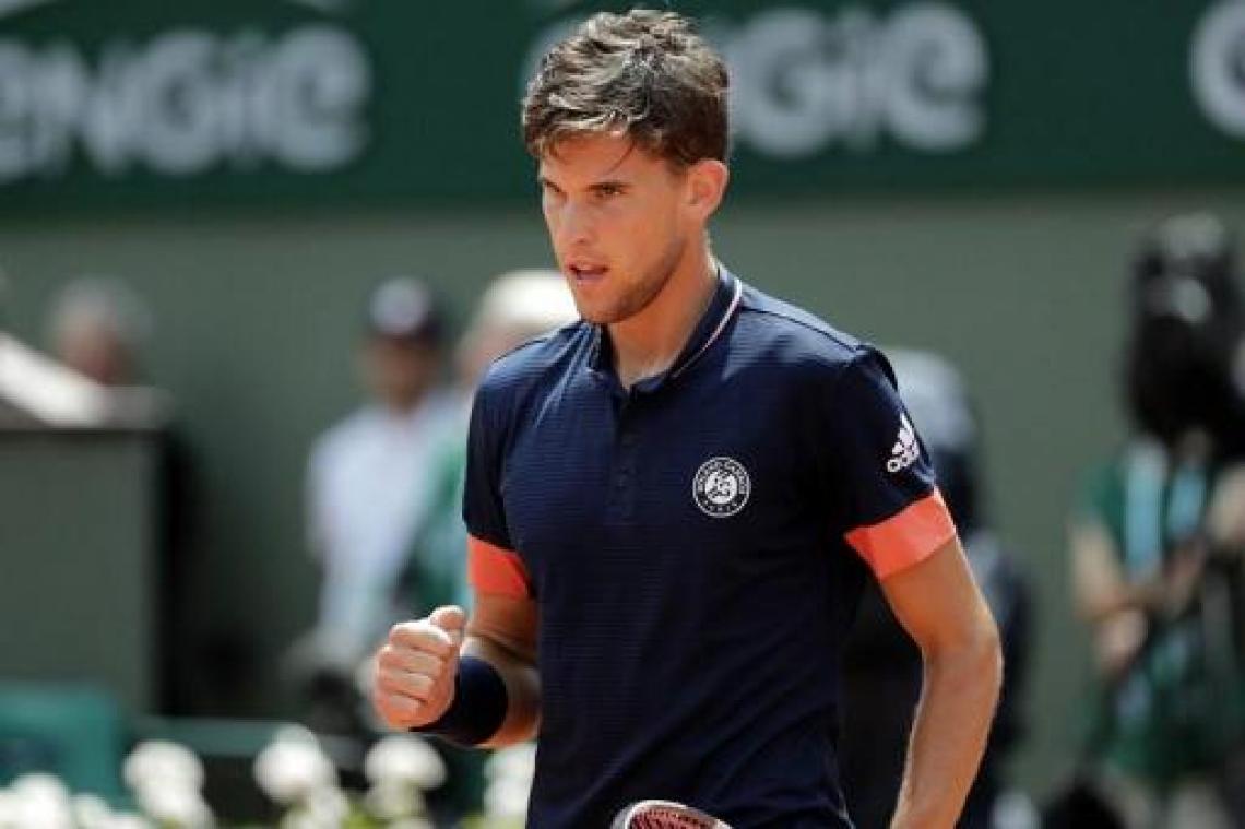 Thiem stoot na viersetter door naar kwartfinales Roland Garros