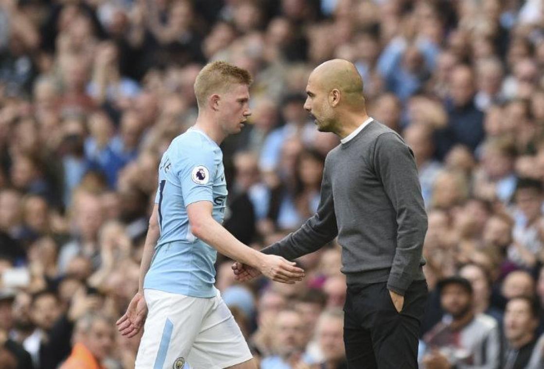 Pep Guardiola vindt dat Kevin De Bruyne 'slappe handjes' geeft