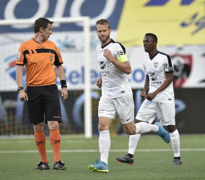 Eupen breekt het contract van sterkhouder Blondelle open