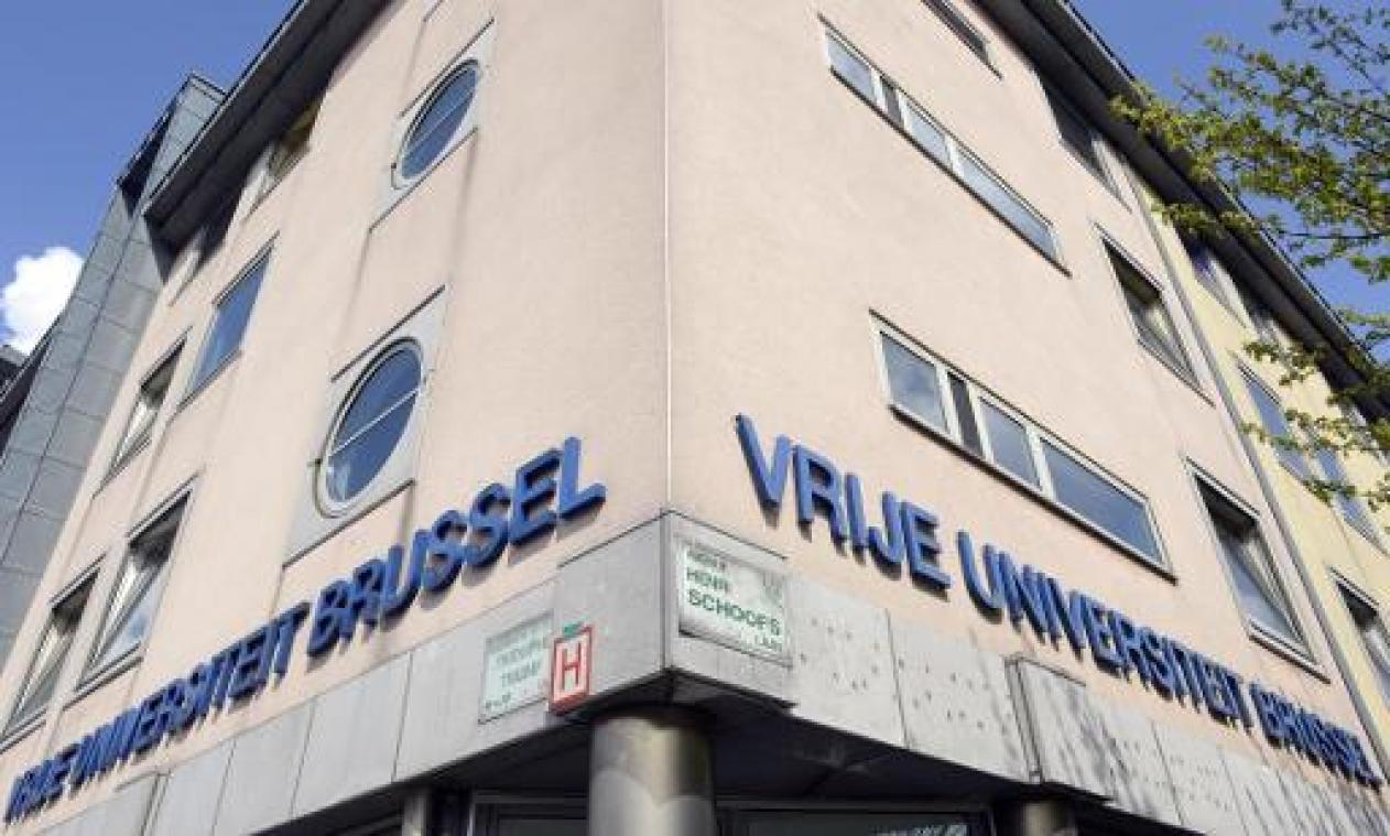 Duizend academici pleiten voor recht op menselijkheid en vrije meningsuiting